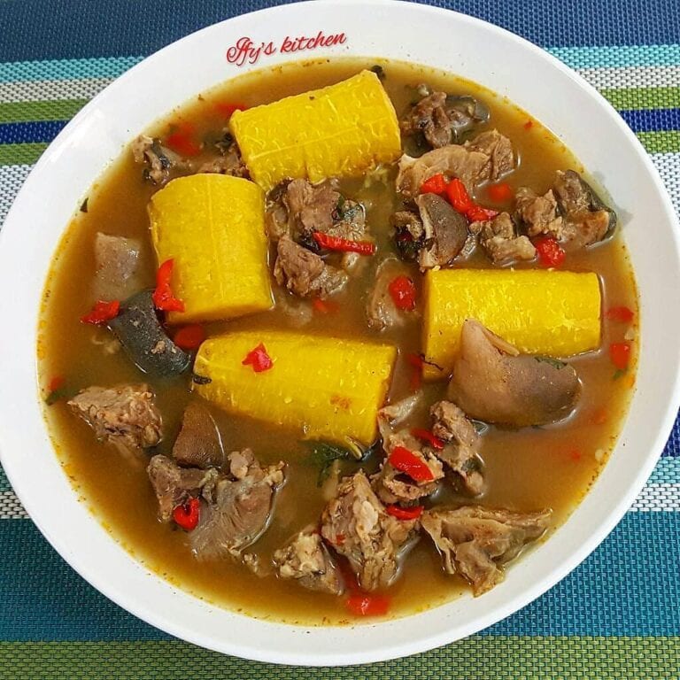 Goat Meat Pepper Soup with Boiled Plantain