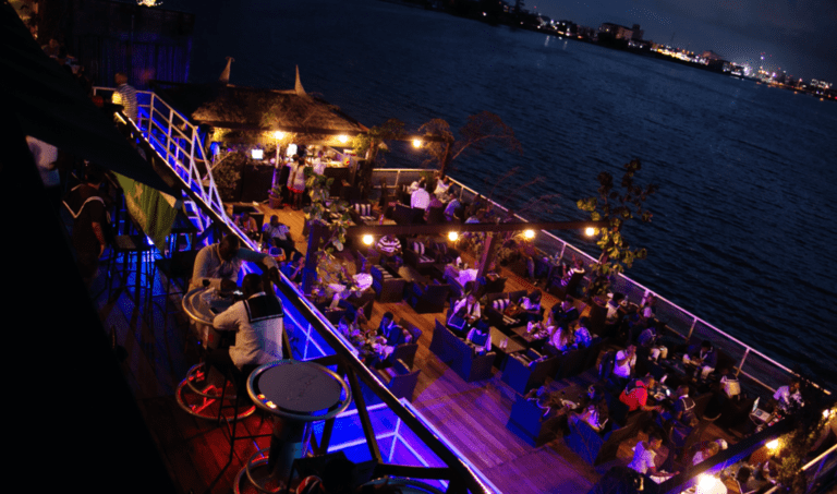 The Best Bars and Hangout Spots in Lagos