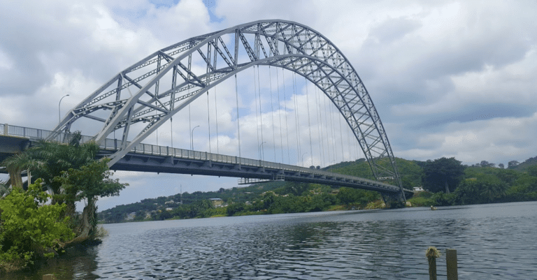 Things to Do in Akosombo
